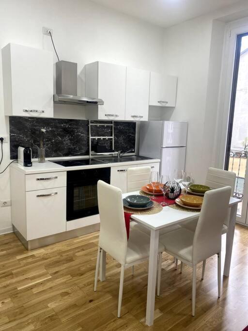 Apartamento Milano Centrale Cozy Aparment Free Wifi Exterior foto