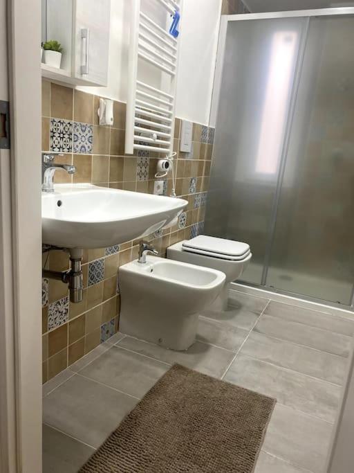 Apartamento Milano Centrale Cozy Aparment Free Wifi Exterior foto